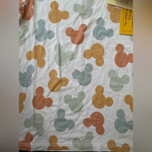 Charlie’s Project/Little Snuggles Disney Two Piece Short Sleeve Pajama Set - Picture 5 of 8